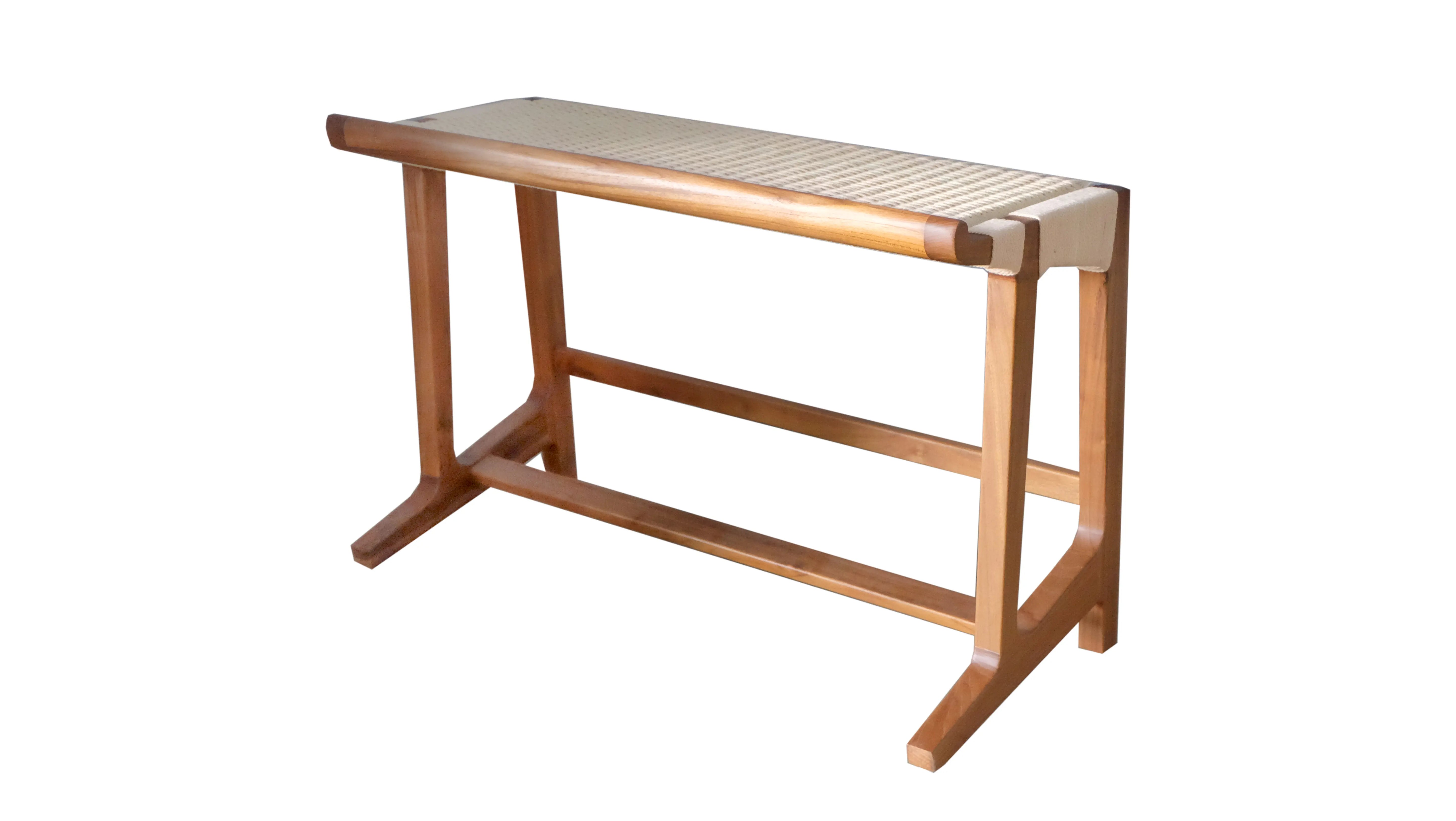 Bench 005 - TBE-1027