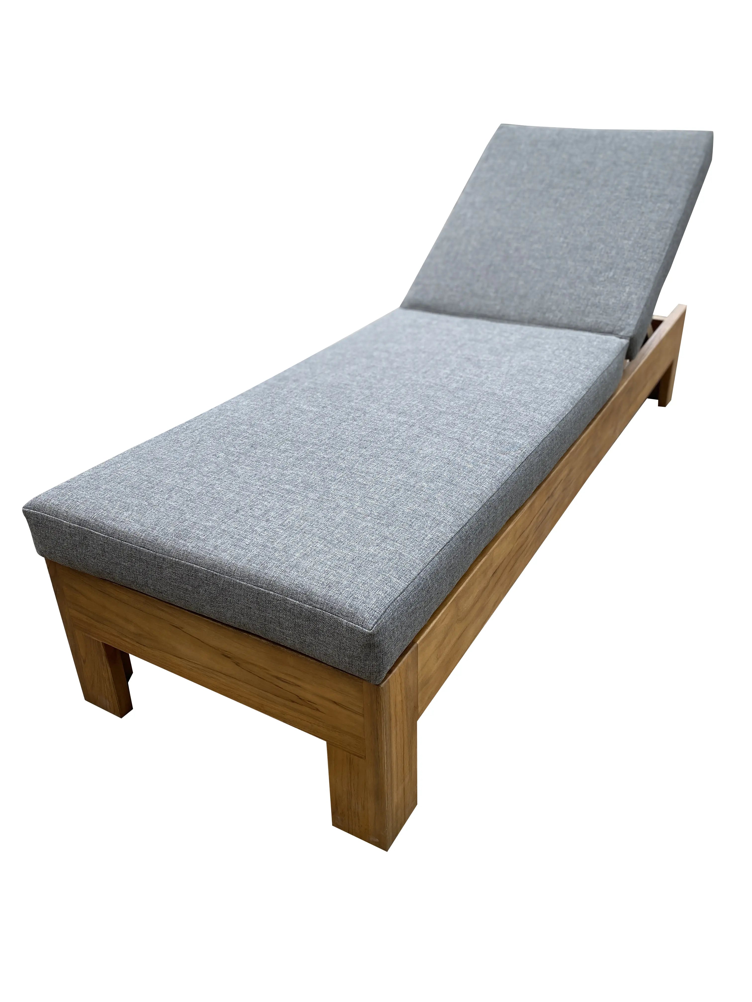 Lounger 004 - TLO-1015